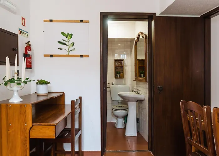 Priest Gasthof Óbidos